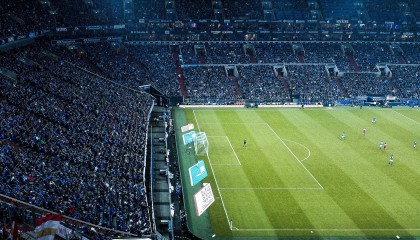 爱体育娱乐入口-分秒决胜：关键比赛中的神仙表现瞬间，分秒必争