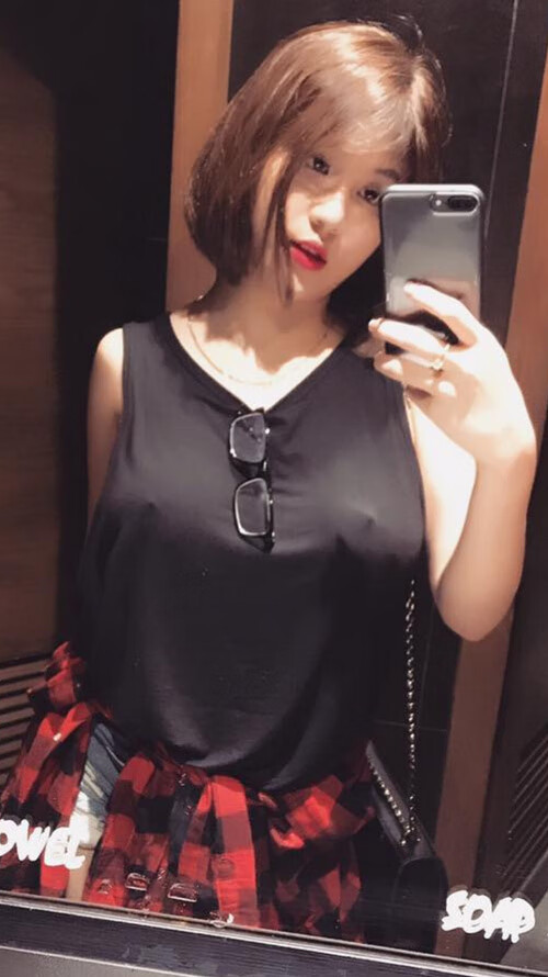 爱游戏娱乐-拜仁传导体系灵活切换，制造空档，拜仁传记