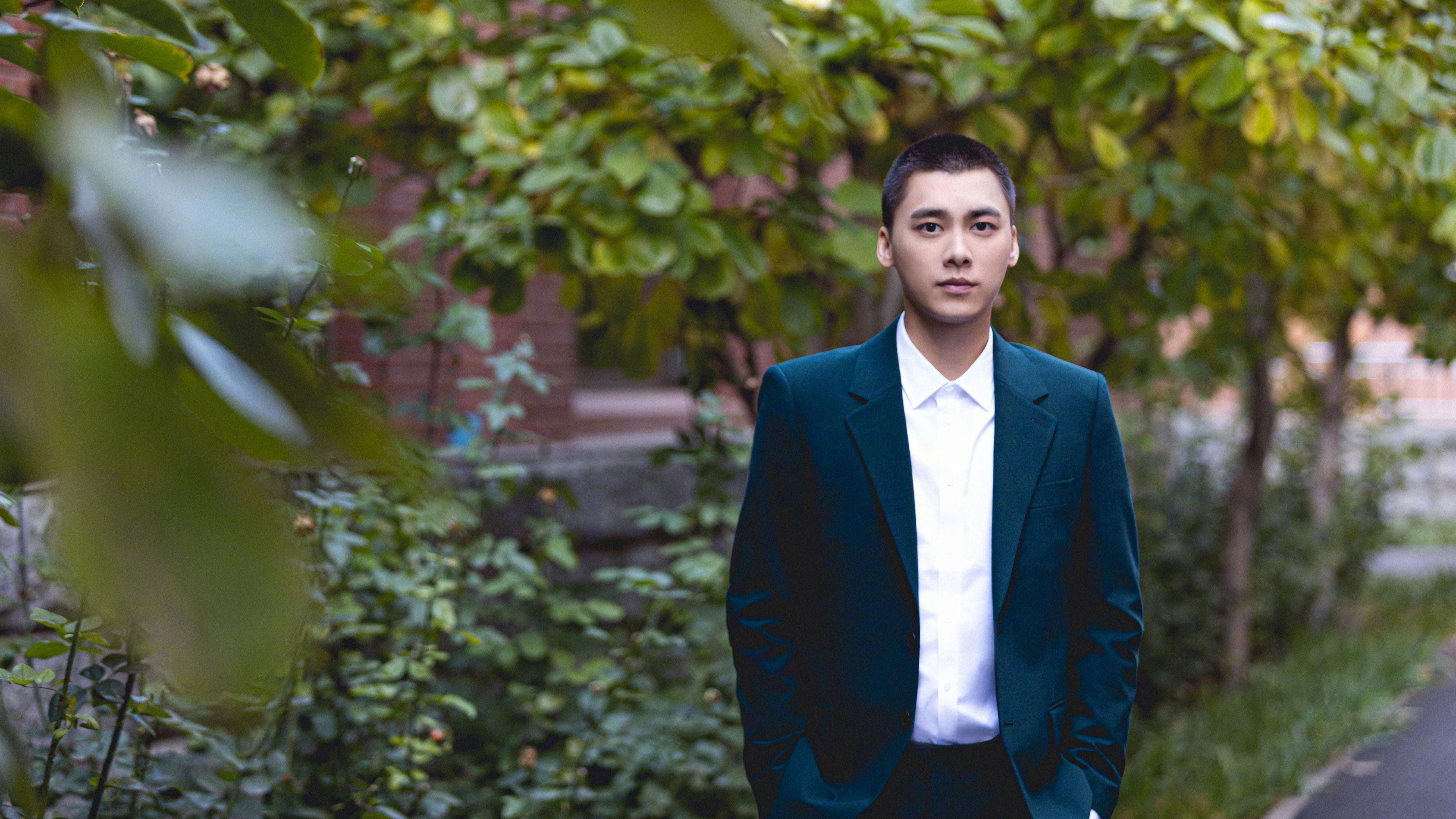 自由泳吉尔吉斯斯坦选手挑战极限，吉尔吉斯斯坦 举重